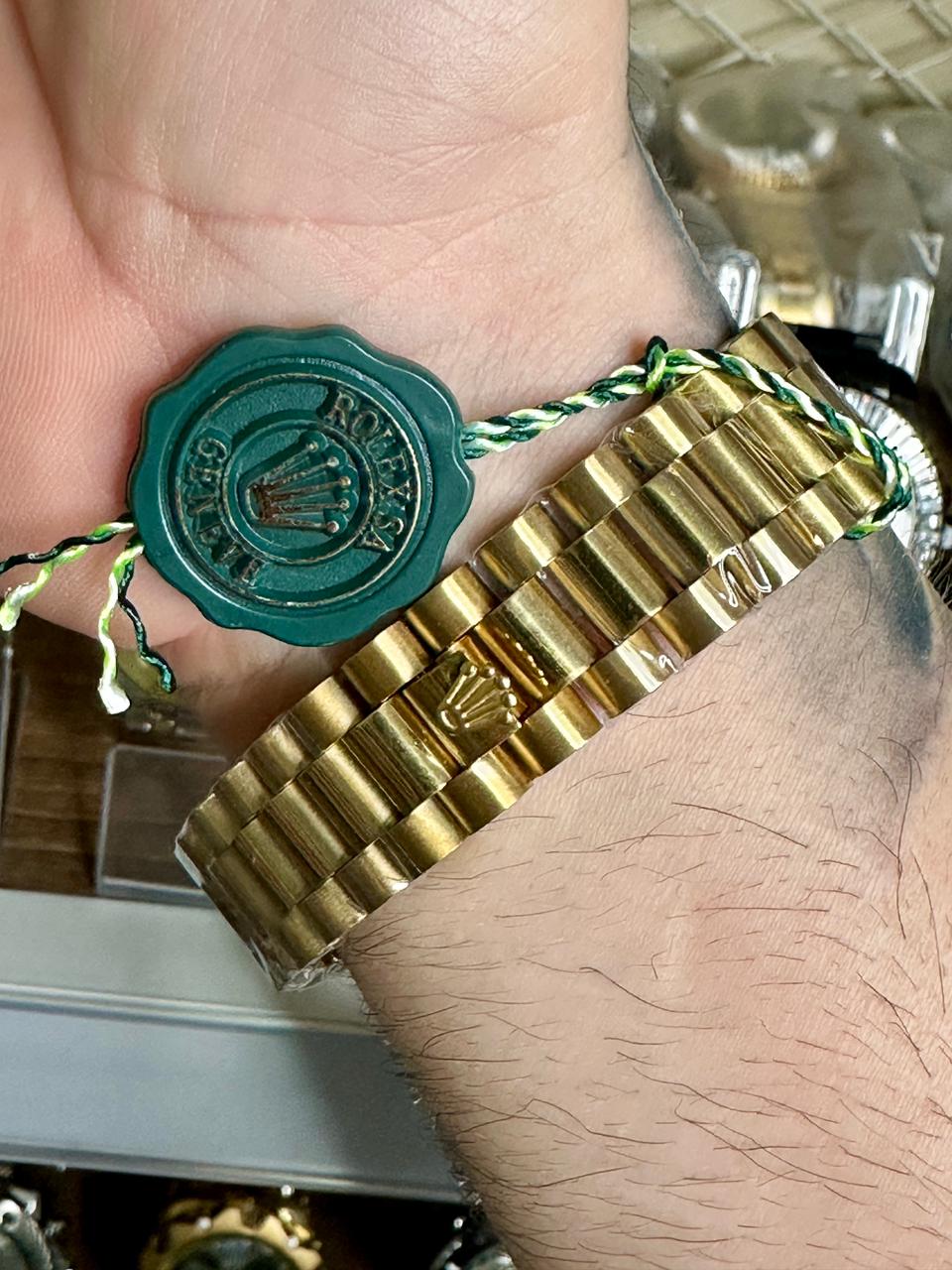 Rlx Oyster Perpetual Day Balck Gold